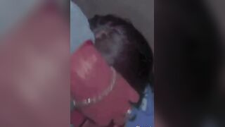 زانق البت بتاعتو وعماله تمصلو